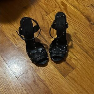 Gucci Black Leather Sandals